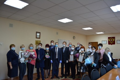 Черногорские медики получили благодарности Президента РФ за вклад в борьбу с коронавирусной инфекцией