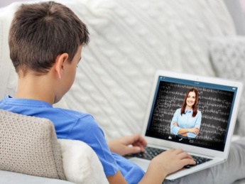 Черногорским школам «прописали» онлайн-обучение