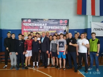 В Черногорске состоялся чемпионат и первенство Хакасии по смешанному боевому единоборству (ММА) 