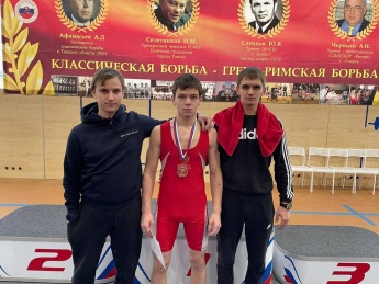Черногорский борец завоевал «бронзу» на Всероссийских соревнованиях