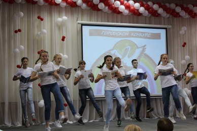 Победитель черногорского конкурса «Учитель года» преподает в гимназии 