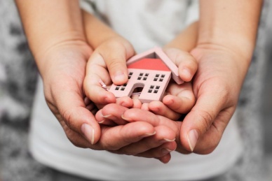 Родителям Хакасии нельзя забывать о выделении долей ВСЕМ детям при покупке жилья за счет средств маткапитала