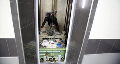В Черногорске заменят лифты в трех многоэтажках 